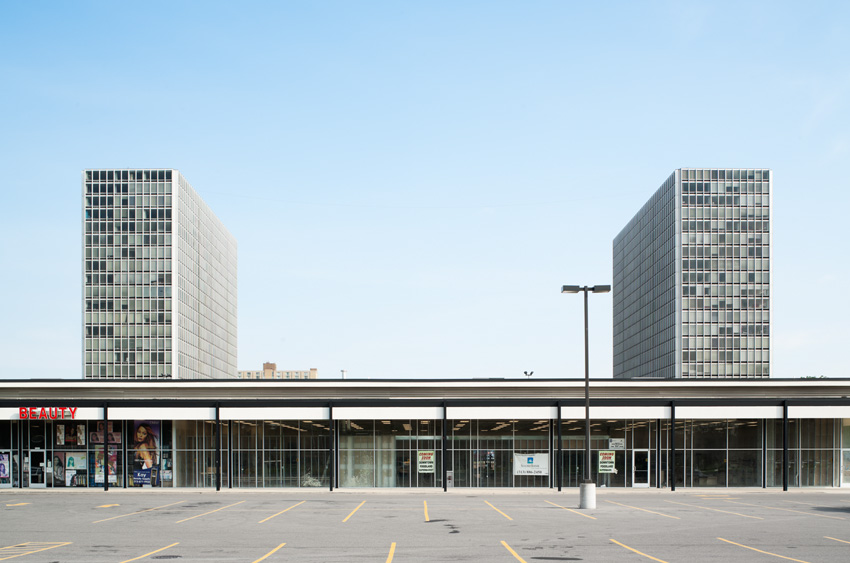 <p>Lafayette Park</p>
                 <p>Detroit, MI</p>
                 <p>Architect: Mies van der Rohe</p>